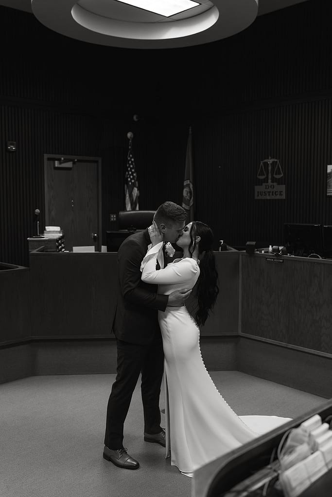 courthouse elopement ceremony